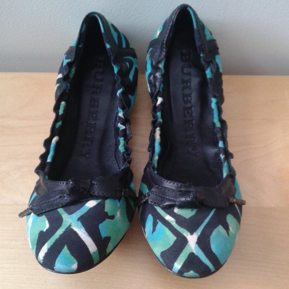 Burberry Flats